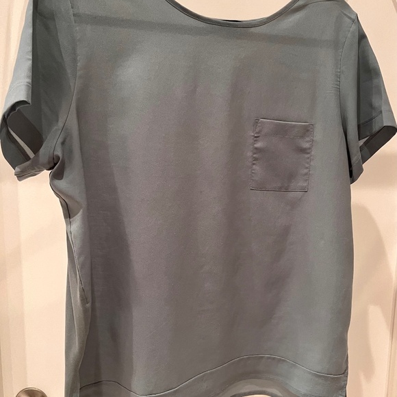 FRENCH CONNECTION - LIGHT CREWNECK TOP - Picture 1 of 4